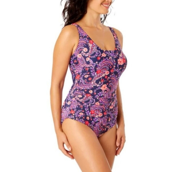 NWT Lands' End Ladies' One Piece Swimsuit Light Purple S - Picture 3 of 4